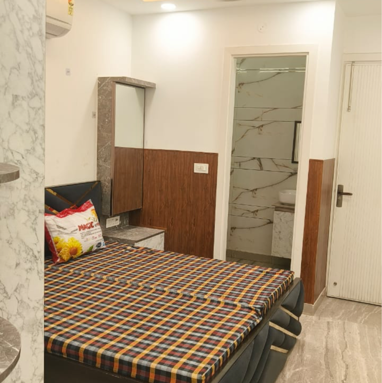 Bedroom, subhash nagar 2 Bedroom 100 Sq.Yd. Builder Floor In Subhash Nagar Delhi 8319341