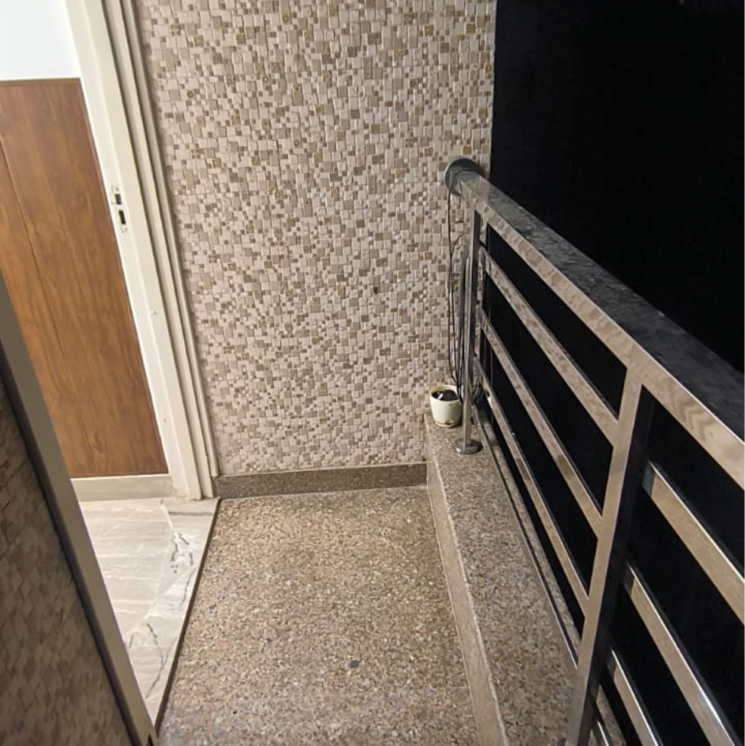 Balcony, subhash nagar 2 Bedroom 100 Sq.Yd. Builder Floor In Subhash Nagar Delhi 8319341