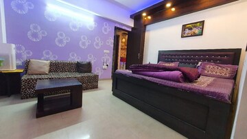 Bedroom in 1 BHK Apartment at Kalwar Road – for Rent