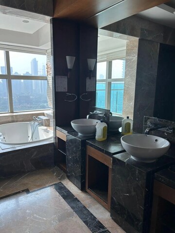 Team Area in 5 BHK Apartment at Prabhadevi CHS, Prabhadevi – for Rent