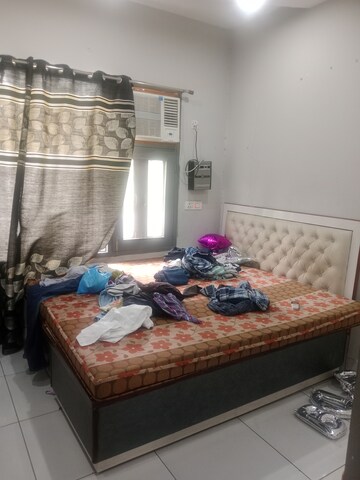 Bedroom in 1.5 BHK Builder Floor at Ansals Sushant City – for Rent