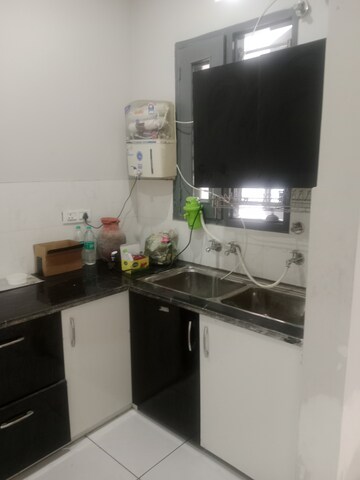 Kitchen in 1.5 BHK Builder Floor at Ansals Sushant City – for Rent