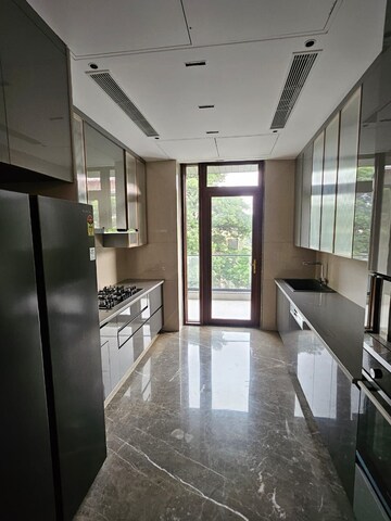 Kitchen in 3 BHK Apartment at DLF City Phase IV, Dlf Phase iv – for Sale