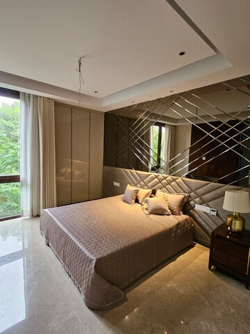 Bedroom in 3 BHK Apartment at DLF City Phase IV, Dlf Phase iv – for Sale