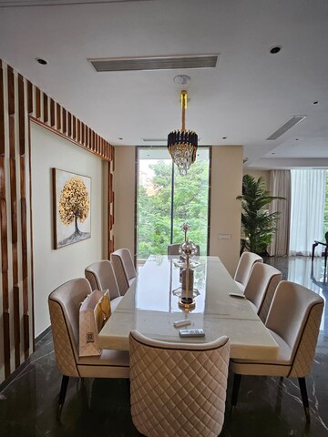 Living Room in 3 BHK Apartment at DLF City Phase IV, Dlf Phase iv – for Sale