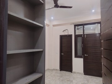  2 BHK Apartment at Lajpat Nagar I – for Rent