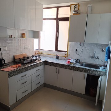 Kitchen in 2 BHK Builder Floor at Sector 33 – for Rent