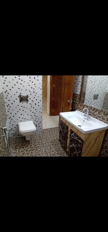 Bathroom in 3.5 BHK Independent House at Ambala Highway – for Sale