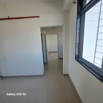 Room in 1 BHK Apartment at Goregaon West – for Rent