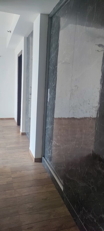 Building Lobby in 3 BHK Apartment at Omaxe Royal Residency Faridabad, Sector 79 – for Rent