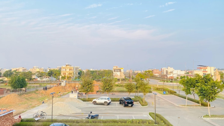 Exterior View, dlf-hyde-park  350 Sq.Yd. Plot In South Mullanpur Chandigarh 8320274