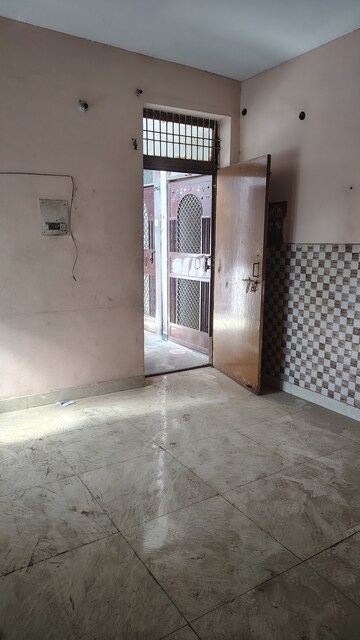 Furnished Amenities in 1 BHK Apartment at Raj Nagar Extension – for Sale