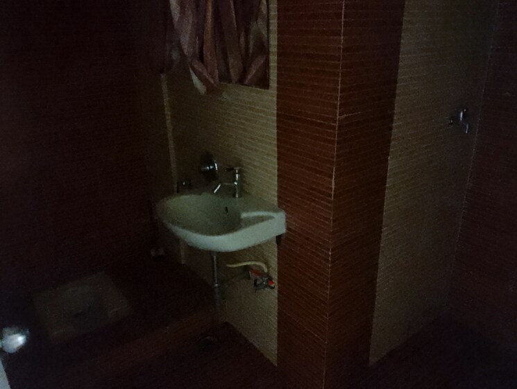 Bathroom, ridhi-sidhi-nisarg-paradise 2 Bedroom 981 Sq.Ft. Builder Floor In Dhayari Pune 8320458