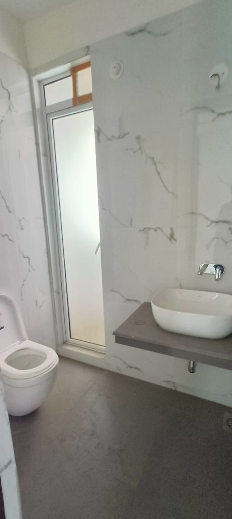 Bathroom, raj-tattva 3.5 Bedroom 1500 Sq.Ft. Apartment In Kapur Bawdi Thane 8320489