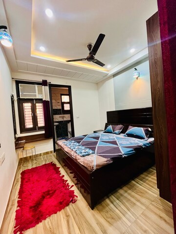 Bedroom in 3 BHK Builder Floor at Dwarka Mor – for Rent