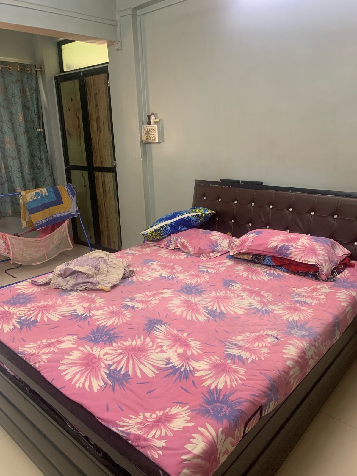 1.5 BHK + Study Room Apartment For Sale in Bhawani Tower Andheri