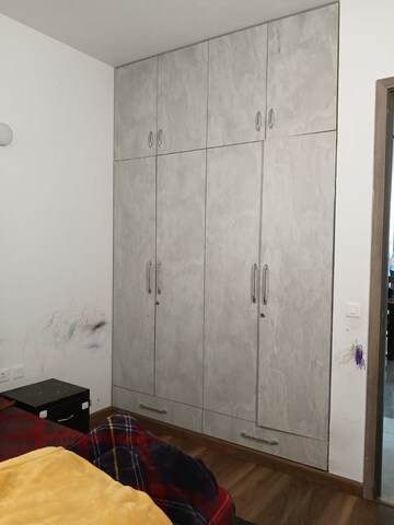 Bathroom in 3 BHK Apartment at Emaar Palm Heights, Sector 77 – for Rent
