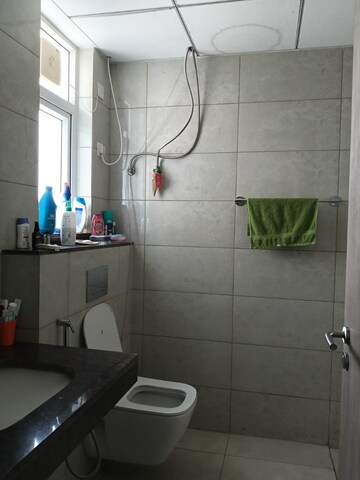 Bathroom in 3 BHK Apartment at Emaar Palm Heights, Sector 77 – for Rent