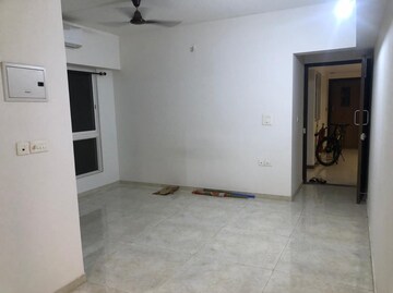 1 BHK Apartment For Rent in Lodha Amara, Kolshet Road
