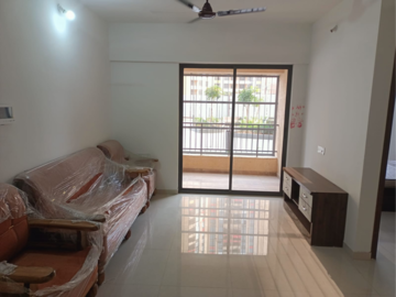 Bedroom in 2 BHK Apartment at Shapoorji Pallonji Joyville Hadapsar Annexe, Sp Infocity – for Rent