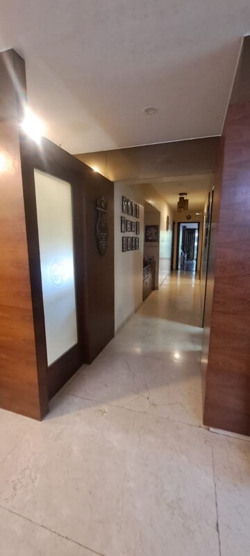 2 BHK Apartment For Sale in Powai