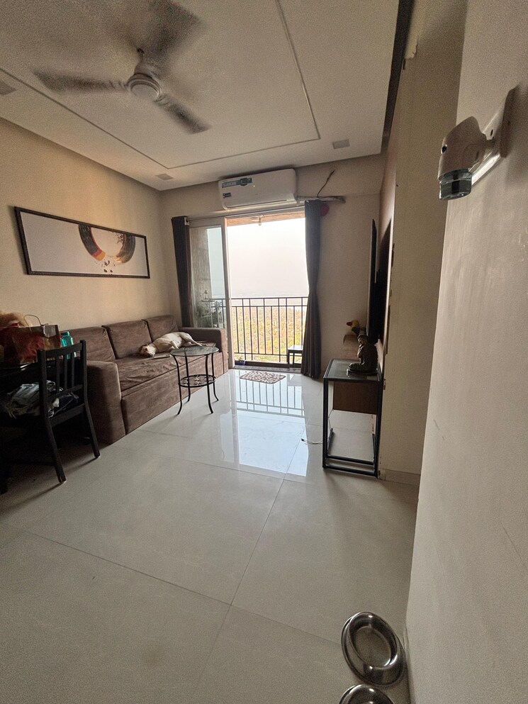 Living Room, vijay-orovia 1 Bedroom 444 Sq.Ft. Apartment In Ghodbunder Road Thane 8320624
