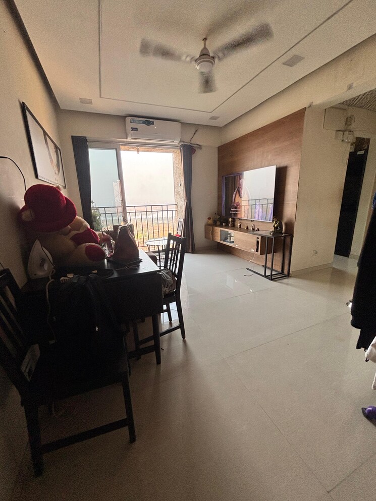  Parking, vijay-orovia 1 Bedroom 444 Sq.Ft. Apartment In Ghodbunder Road Thane 8320624