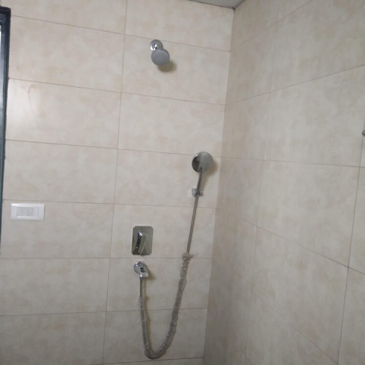 Bathroom, tata-primanti-executive-apartments 4 Bedroom 3300 Sq.Ft. Apartment In Dhani Gurgaon 8320630