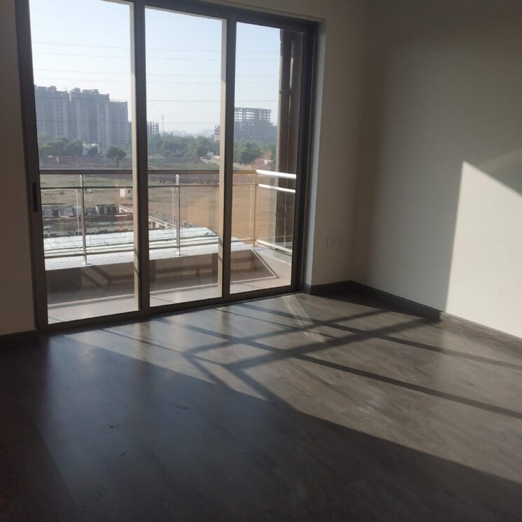 Room, tata-primanti-executive-apartments 4 Bedroom 3300 Sq.Ft. Apartment In Dhani Gurgaon 8320630