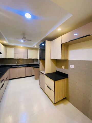 Kitchen in 4 BHK Builder Floor at DLF Atria, Dlf Phase ii – for Rent