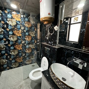Attached Bathroom in 1 BHK Builder Floor at Sector 52 – for Rent