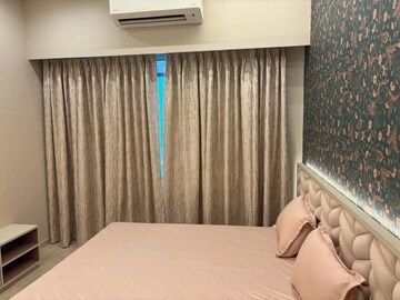 Bedroom in 3 BHK Apartment at Lokhandwala Minerva Mahalaxmi, Mahalaxmi – for Rent