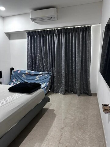 Team Area in 3 BHK Apartment at Lokhandwala Minerva Mahalaxmi, Mahalaxmi – for Rent