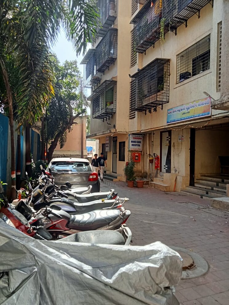  Parking, tista-impex-arpit-apartment 1 Bedroom 310 Sq.Ft. Apartment In Andheri East Mumbai 8320721