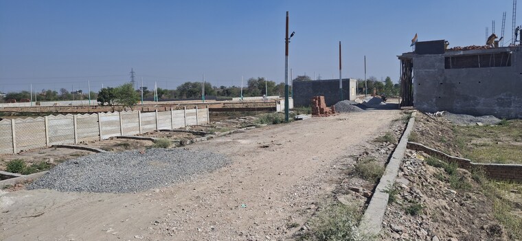 undefined, upsidc site b  101 Sq.Yd. Plot In Upsidc Site B Greater Noida 8320730