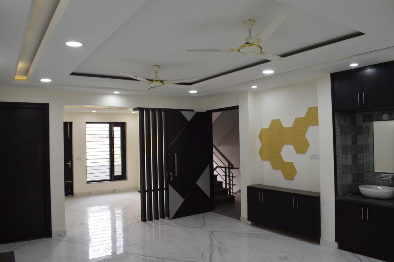 3 BHK + Pooja Room Builder Floor For Sale in Sector 9 Faridabad 