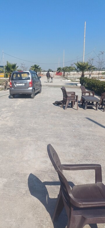  Plot For Sale in Jewar