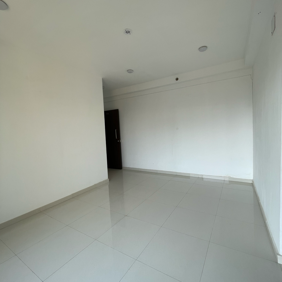 1 BHK Apartment For Sale in Lalani Velentine Apartment VI