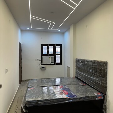 Bedroom in 1 BHK Builder Floor at Sector 45 – for Rent