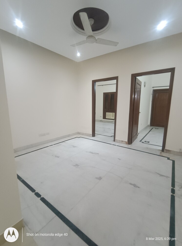 undefined, saket 3 Bedroom 250 Sq.Yd. Builder Floor In Saket Delhi 8320786