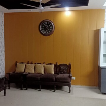 Living Room in  Pg at Vip Road – for Rent