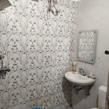 Bathroom in 4 BHK Builder Floor at Vip Road – for Rent