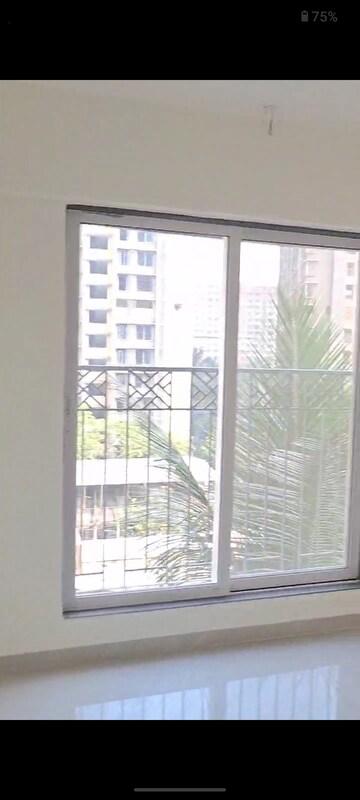 Room in 1 BHK Apartment at Vaibhavlaxmi East Syde, Ghatkopar East – for Rent