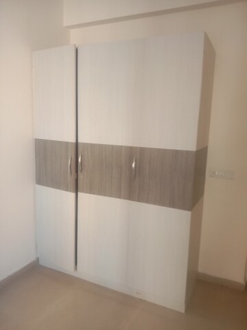 Furnished Amenities in 2 BHK Apartment at Mahagun Mywoods, Sector 16c Greater Noida – for Rent
