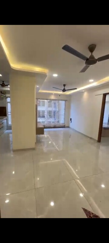 2 BHK Apartment For Rent in Gurukrupa Divyam, Ghatkopar East
