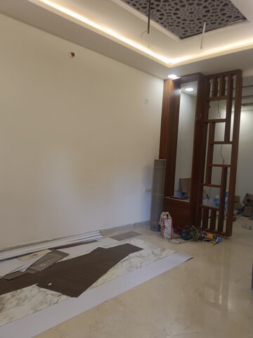 Room in 2.5 BHK Villa at Nijampur Malhaur – for Sale