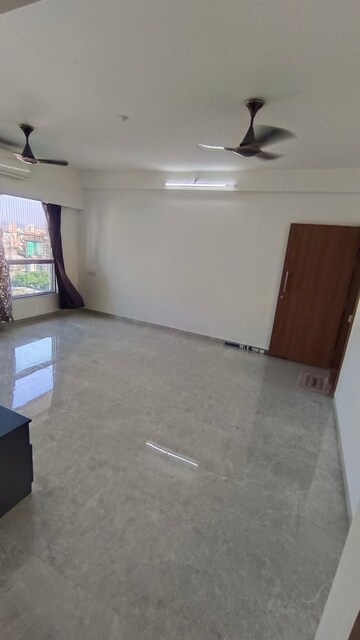 Master Bedroom in 2 BHK Apartment at Prabhadevi – for Rent
