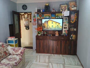 Bedroom in 1 BHK Apartment at Andheri West – for Rent