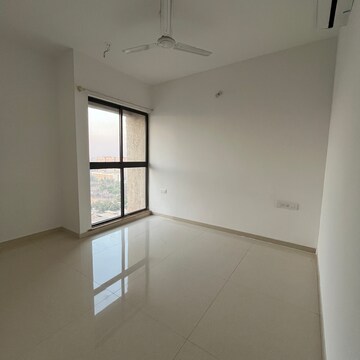 Room in 2.5 BHK Apartment at Lodha Palava Marvella A H, Katai Village – for Rent
