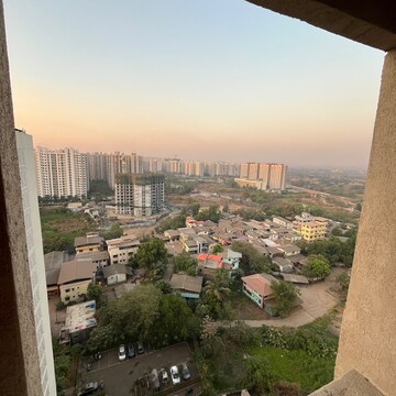 Swimming Pool in 2.5 BHK Apartment at Lodha Palava Marvella A H, Katai Village – for Rent